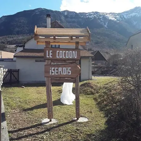 Le Cocoon Iserois, Avec Balneo Apartment *